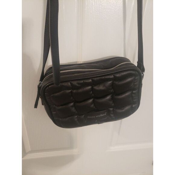 crossbody simply southern black zip up - Picture 3 of 5